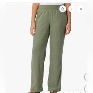 Briggs Women's Linen Blend Pants, Green, Small